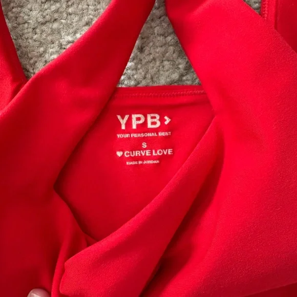 Abercrombie & Fitch YPB Red Sleeveless Fitted Crop Top - Picture 4 of 5